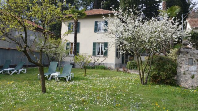 Casa indipendente con giardino Casa indipendente con giardino