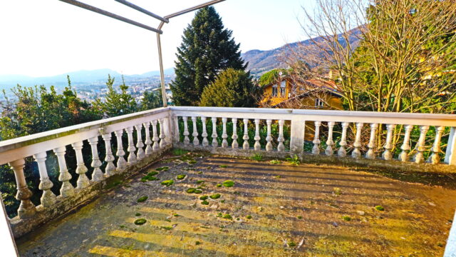 Villa indipendente con giardino