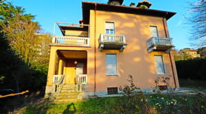 Villa indipendente con giardino