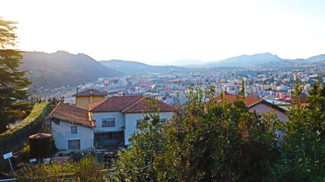 Villa indipendente con giardino