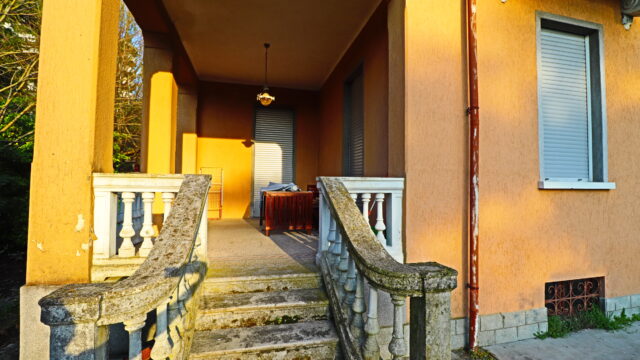 Villa indipendente con giardino