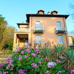 Villa indipendente con giardino