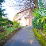 Villa indipendente con giardino