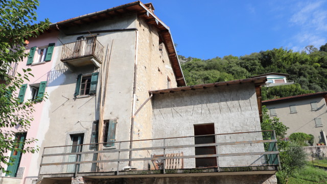 casa caratteristica