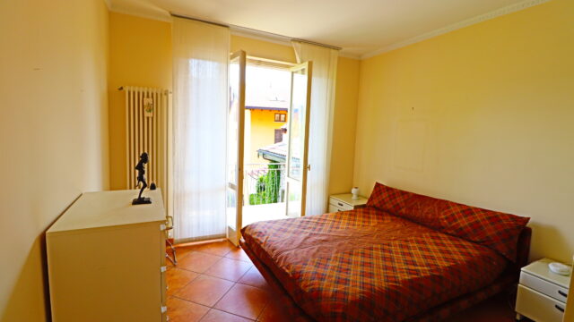 Appartamento fronte lago