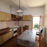 Appartamento con giardino vista lago