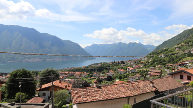 Appartamento con giardino vista lago