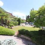 Appartamento con giardino vista lago