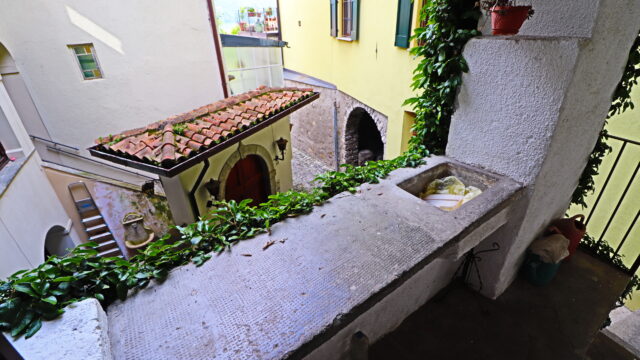 Casa in borgo