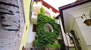 Casa in borgo