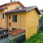 Casa indipendente con giardino
