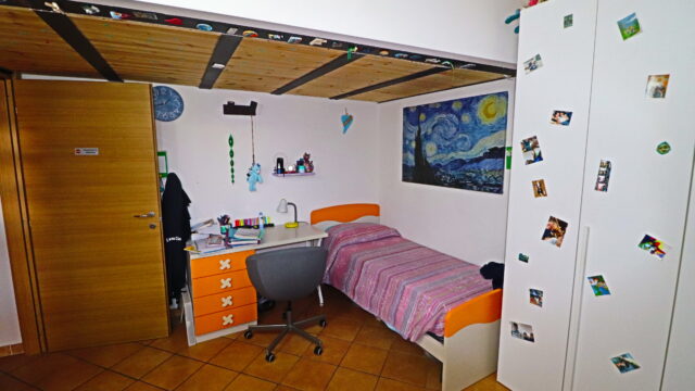 Casa indipendente con giardino