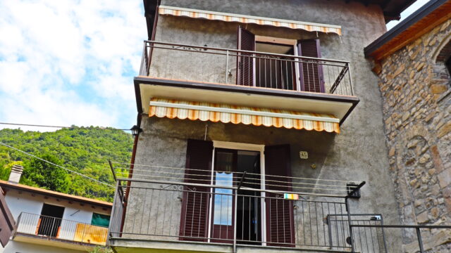 Casa caratteristica vista lago