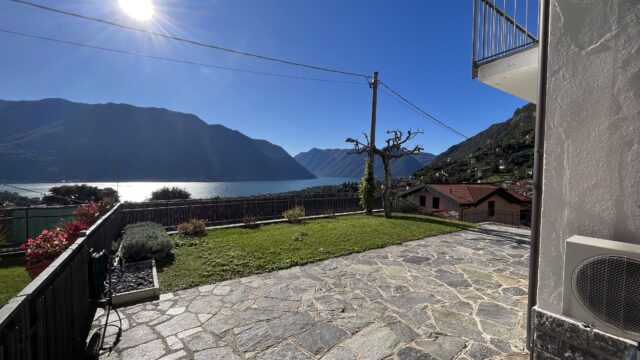 Appartamento vista lago