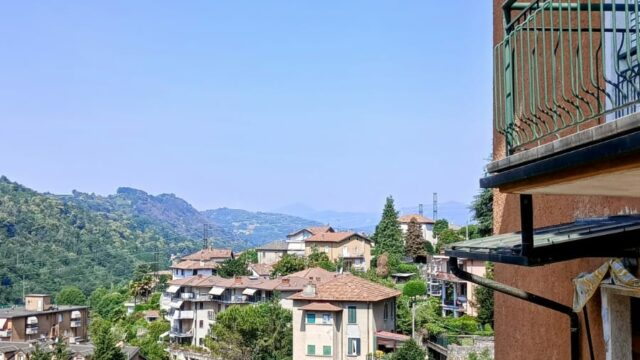 Appartamento in casa bifamiliare