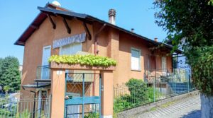 Appartamento in casa bifamiliare