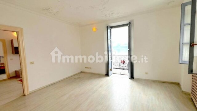appartamento fronte lago
